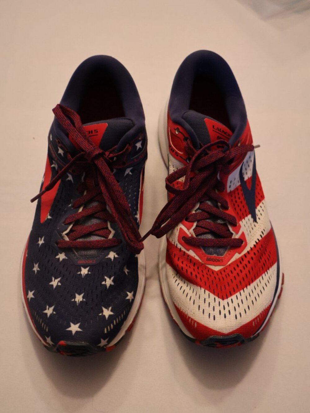 Brooks Launch 8 Run Texas Sneakers - Women's Size 9 - GUC